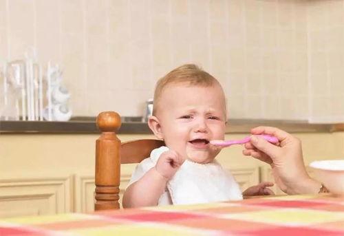 娱乐吃瓜酱小孩吃药,揭秘小孩吃药背后的故事