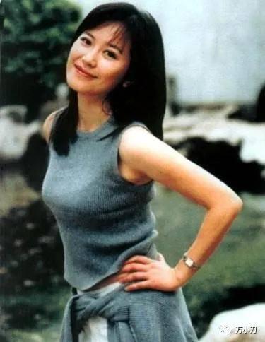 吃瓜她进娱乐圈